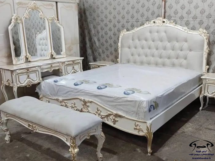 تخت خواب کلاسیک سفید